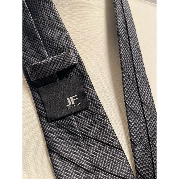 J Ferrar Black Mens Tie - Picture 2 of 2